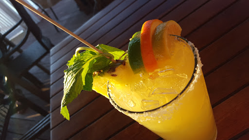 Seafood Restaurant «Salty Rim Grill», reviews and photos, 9524 Blind Pass Rd, St Pete Beach, FL 33706, USA