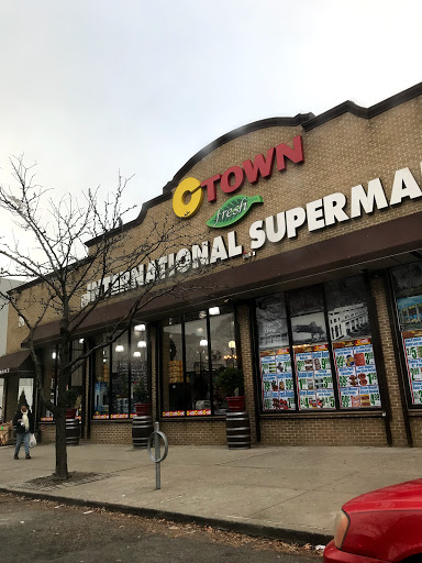 Grocery Store «C-Town Supermarkets», reviews and photos, 34-12 34th Ave, Astoria, NY 11106, USA