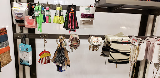 Shoe Store «DSW Designer Shoe Warehouse», reviews and photos, 10015 E Independence Blvd, Matthews, NC 28105, USA