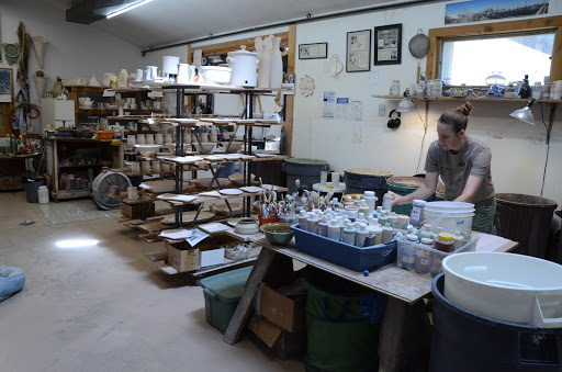 Pottery Store «Mississippi Mud Pottery», reviews and photos, 310 E Broadway, Alton, IL 62002, USA