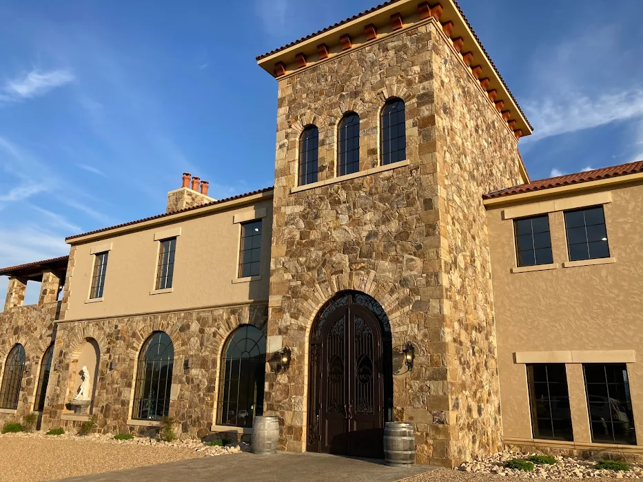 Photo of Hazy Mountain Vineyards & Brewery in Afton Virginia