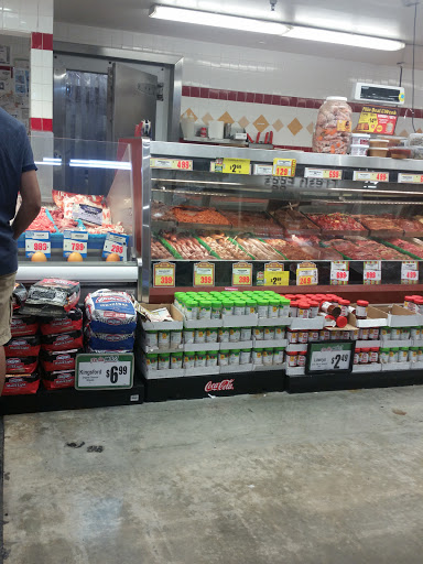 Grocery Store «Northgate Gonzalez Markets», reviews and photos, 2120 Pacific Ave, Long Beach, CA 90806, USA