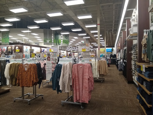 Grocery Store «Fred Meyer», reviews and photos, 1900 SE Sedgwick Rd, Port Orchard, WA 98366, USA