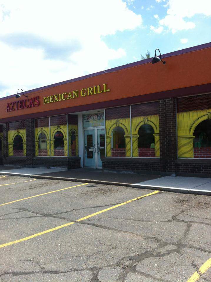 Azteca's Mexican Grill 55811