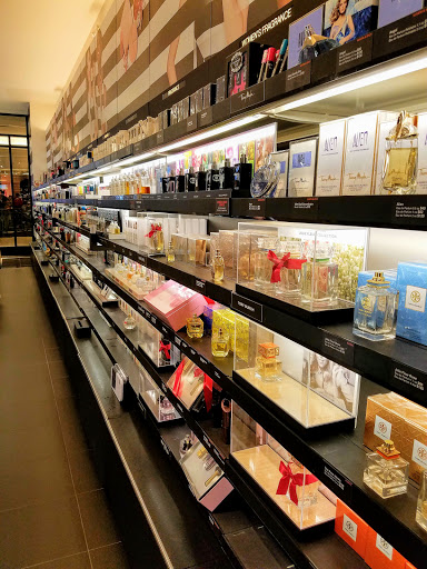 Cosmetics Store «SEPHORA», reviews and photos, 160 N Gulph Rd, King of Prussia, PA 19406, USA