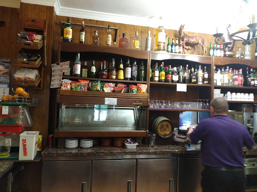 Información y opiniones sobre Restaurante La Cruz De Piedra I de Coín