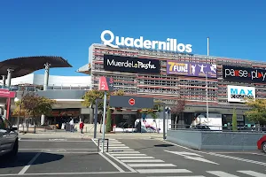 Centro Comercial Quadernillos image
