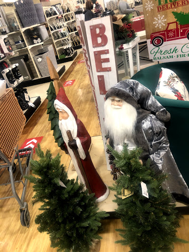 Department Store «HomeGoods», reviews and photos, 162 Everett Ave, Chelsea, MA 02150, USA