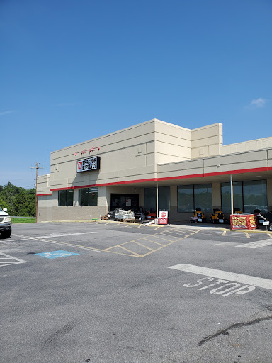 Home Improvement Store «Tractor Supply Co.», reviews and photos, 1503 E Main St, Waynesboro, PA 17268, USA