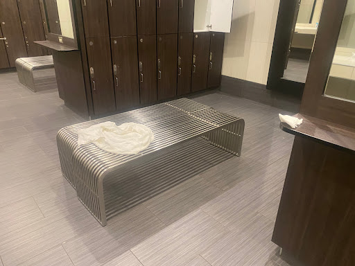 Health Club «Onelife Fitness - Alexandria Gym», reviews and photos, 305 Hooffs Run Dr, Alexandria, VA 22314, USA