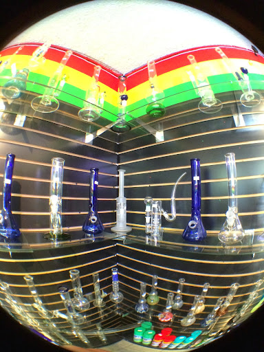 Tobacco Shop «Smokeyz Smoke Shop», reviews and photos, 410 Euclid St #7, Anaheim, CA 92802, USA