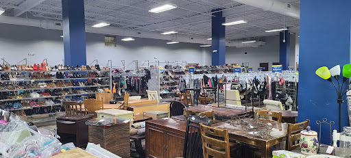 Thrift Store «Goodwill», reviews and photos, 1795 Sunshadow Dr, Casselberry, FL 32806, USA