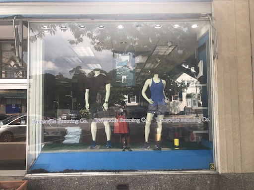 Shoe Store «Bronxville Running Company», reviews and photos, 52 Pondfield Rd, Bronxville, NY 10708, USA