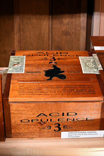 Cigar Shop «Osi Tobacco», reviews and photos, 4836 Hills and Dales Rd NW, Canton, OH 44708, USA