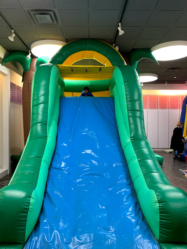 Shopping Mall «Lindale Mall», reviews and photos, 4444 1st Ave NE, Cedar Rapids, IA 52402, USA