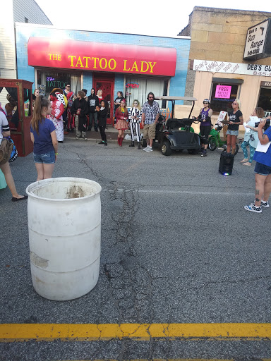 Tattoo Shop «Tattoo Lady», reviews and photos, 6817 Kennedy Ave, Hammond, IN 46323, USA