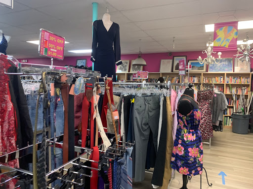 Thrift Store «Out of the Closet Thrift Store», reviews and photos, 2097 Wilton Dr, Wilton Manors, FL 33305, USA