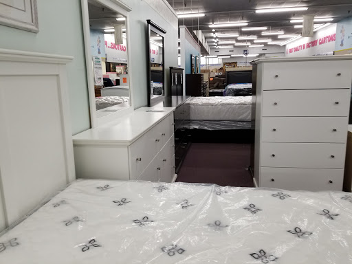 Furniture Store «Unclaimed Freight», reviews and photos, 2260 Industrial Dr, Bethlehem, PA 18017, USA