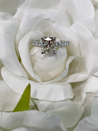 Wholesale Jeweler «Downtown Goldsmith», reviews and photos, 139 N Woodland Blvd, DeLand, FL 32720, USA