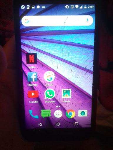 Phone Repair Service «Blue Point Repair», reviews and photos, 14526 Sherman Way c, Van Nuys, CA 91405, USA