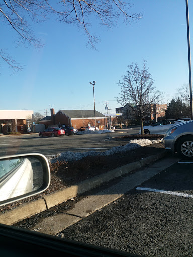 Shopping Mall «Pines Shopping Center», reviews and photos, 650 Elden St, Herndon, VA 20170, USA