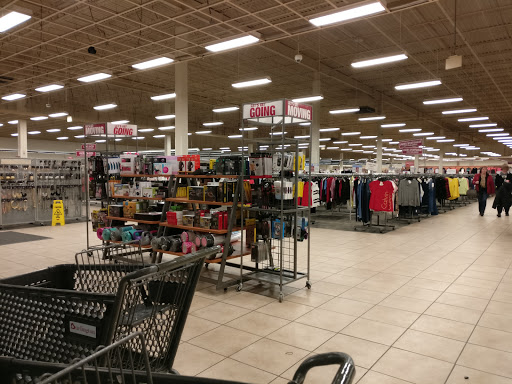 Clothing Store «Burlington Coat Factory», reviews and photos, 940 Silver Ln, East Hartford, CT 06118, USA