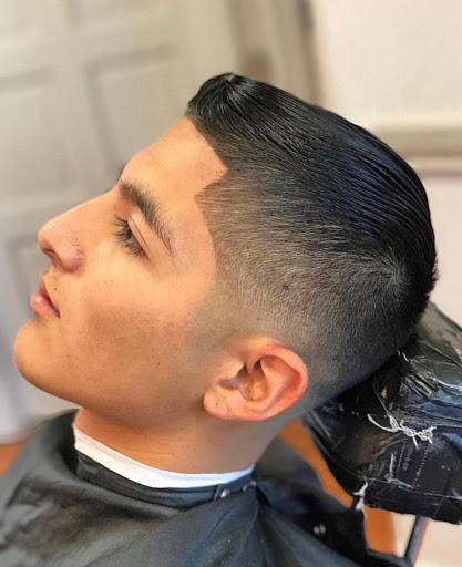 Barber Shop «Headlinerz Barbershop», reviews and photos, 1045 C St, Hayward, CA 94541, USA