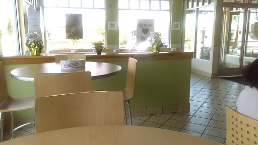 Bakery «Krispy Kreme Doughnuts», reviews and photos, 633 Evans St SW, Atlanta, GA 30310, USA