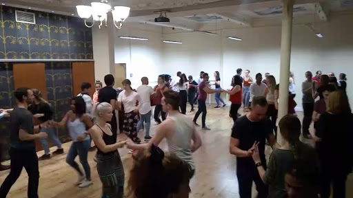 Urban dance classes in Manchester