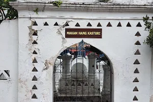 Hang Kasturi Mausoleum image