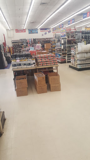 Hardware Store «Harbor Freight Tools», reviews and photos, 2 E 9 Mile Rd #6, Pensacola, FL 32534, USA