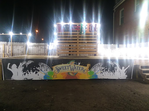 Live Music Venue «Buzzbin Art & Music Shop», reviews and photos, 331 Cleveland Ave NW, Canton, OH 44702, USA