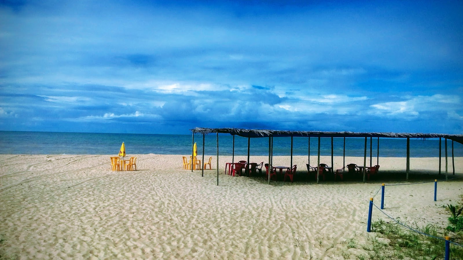 Valokuva Guaratiba Beachista. ja asutus