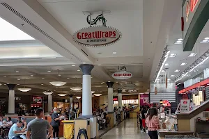 The Oaks Mall image