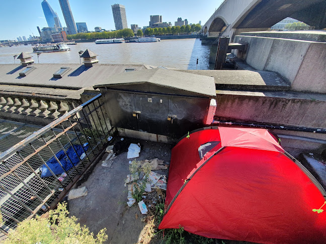 Lifeboat Pier, Victoria Embankment, London WC2R 2PP, United Kingdom