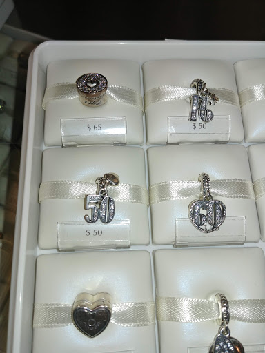 Jewelry Store «Maloof Jewelry & Gifts», reviews and photos, 28525 Harper Ave, St Clair Shores, MI 48081, USA