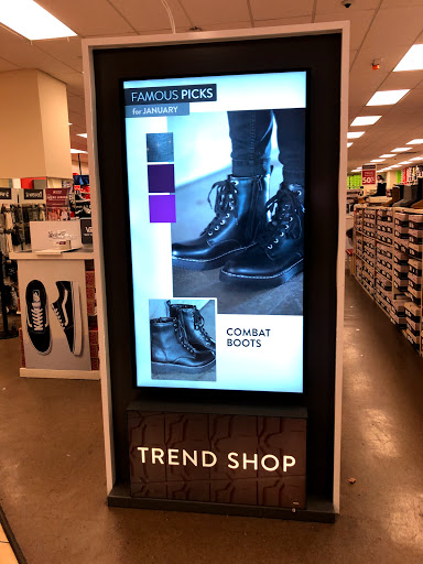 Shoe Store «Famous Footwear», reviews and photos, 40-24 College Point Blvd, Flushing, NY 11354, USA