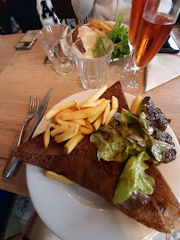 Plats et boissons du RESTAURANT CREPERIE AU FIL DU TEMPS à Rives-en-Seine - n°4