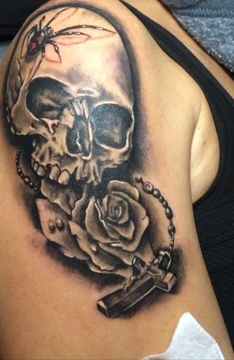 Explore simple beach tattoo ideas, creative tattoo ideas in Warner Robins, available at Untold Pain Tattoo Studio