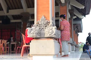Balai Banjar Dlodrurung Batubulan Kangin image
