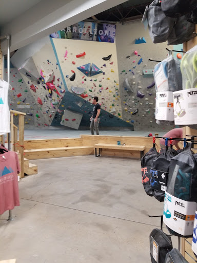 Rock Climbing «Summit Climbing, Yoga & Fitness – Carrollton», reviews and photos, 2389 Midway Rd, Carrollton, TX 75006, USA