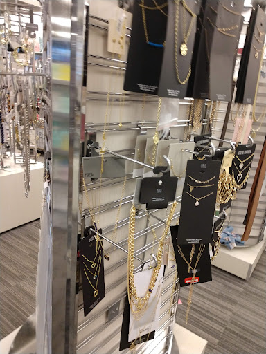 Department Store «Nordstrom Rack Springfield Town Center», reviews and photos, 6501 Springfield Mall, Springfield, VA 22150, USA