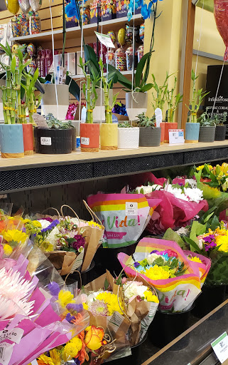 Supermarket «Publix Super Market at Daniels Crossing», reviews and photos, 6900 Daniels Pkwy Ste 19, Fort Myers, FL 33912, USA