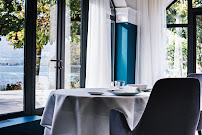 Atmosphère du Restaurant gastronomique Jean Sulpice à Talloires-Montmin - n°7