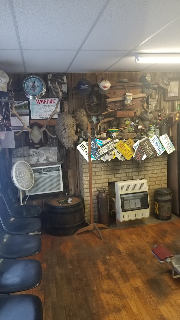 Sportsman's Barber Shop 71901