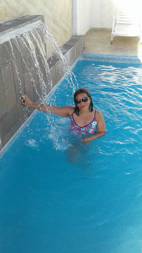 Swimming activities for pregnant women in Panama