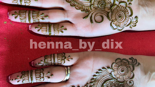 Mehndi/Henna_by_Dixitta