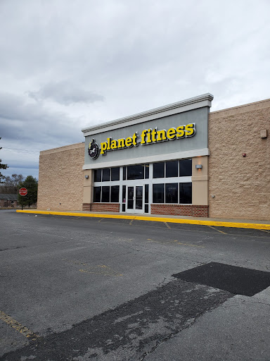 Gym «Planet Fitness - Martinsburg, WV», reviews and photos, 1220 N Queen St, Martinsburg, WV 25404, USA