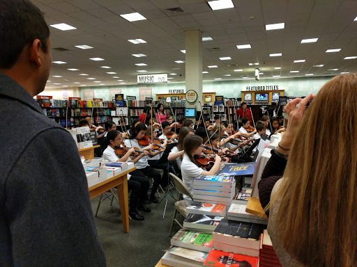 Book Store «Barnes & Noble», reviews and photos, 2960 Center Valley Pkwy, Center Valley, PA 18034, USA