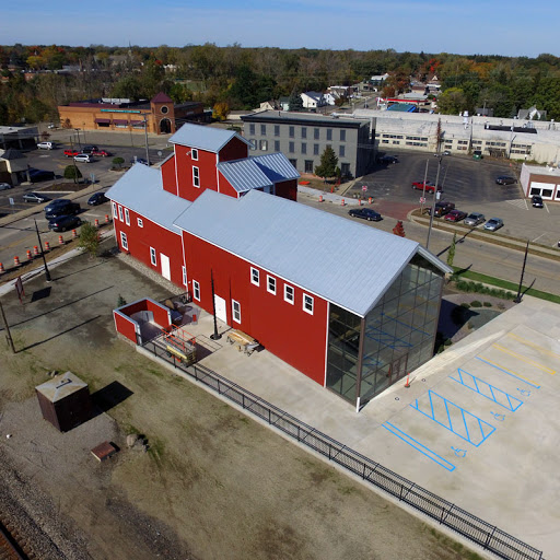 Outdoor Sports Store «Red Fox Outfitters», reviews and photos, 234 N Leroy St, Fenton, MI 48430, USA